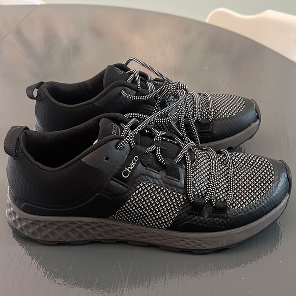 NEW Chaco lace up shoes - Picture 4 of 10